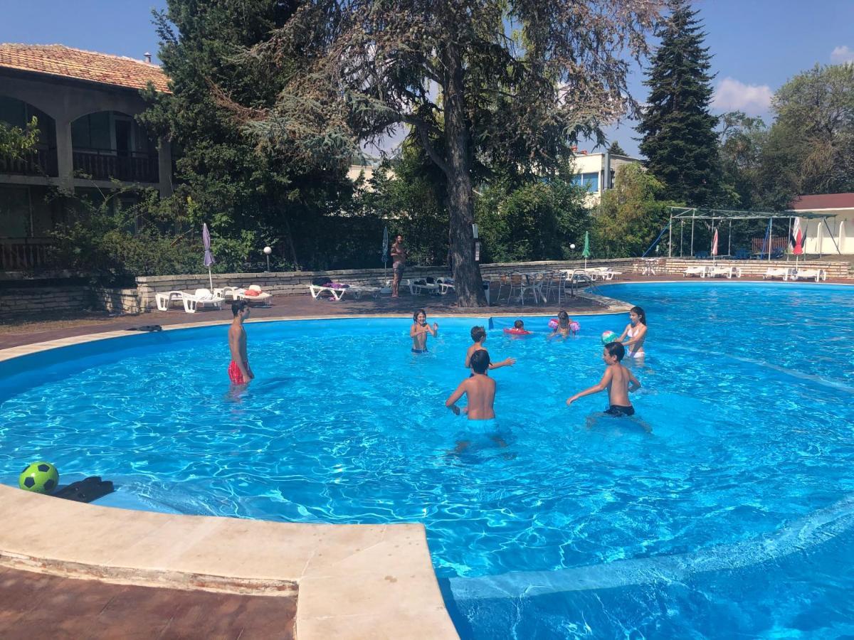 Bisser Hotel - Free Parking - Free Pool Access Balchik Exterior photo